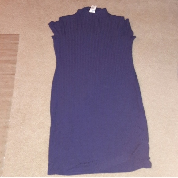 Dresses & Skirts - Navy Blue Bodycon Dress